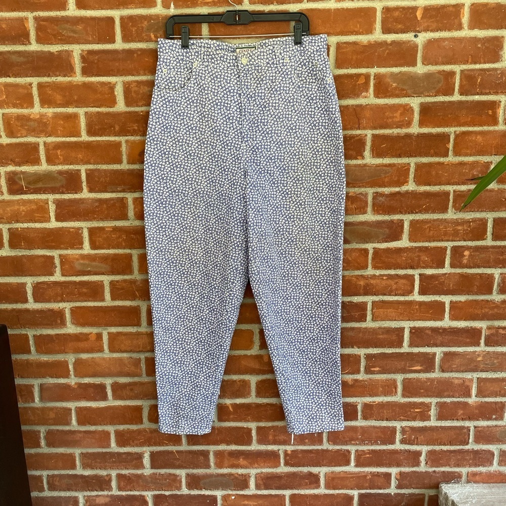 Vintage blue tiny floral print high rise mom jean